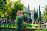 Disneyland-heat-Mansion-3