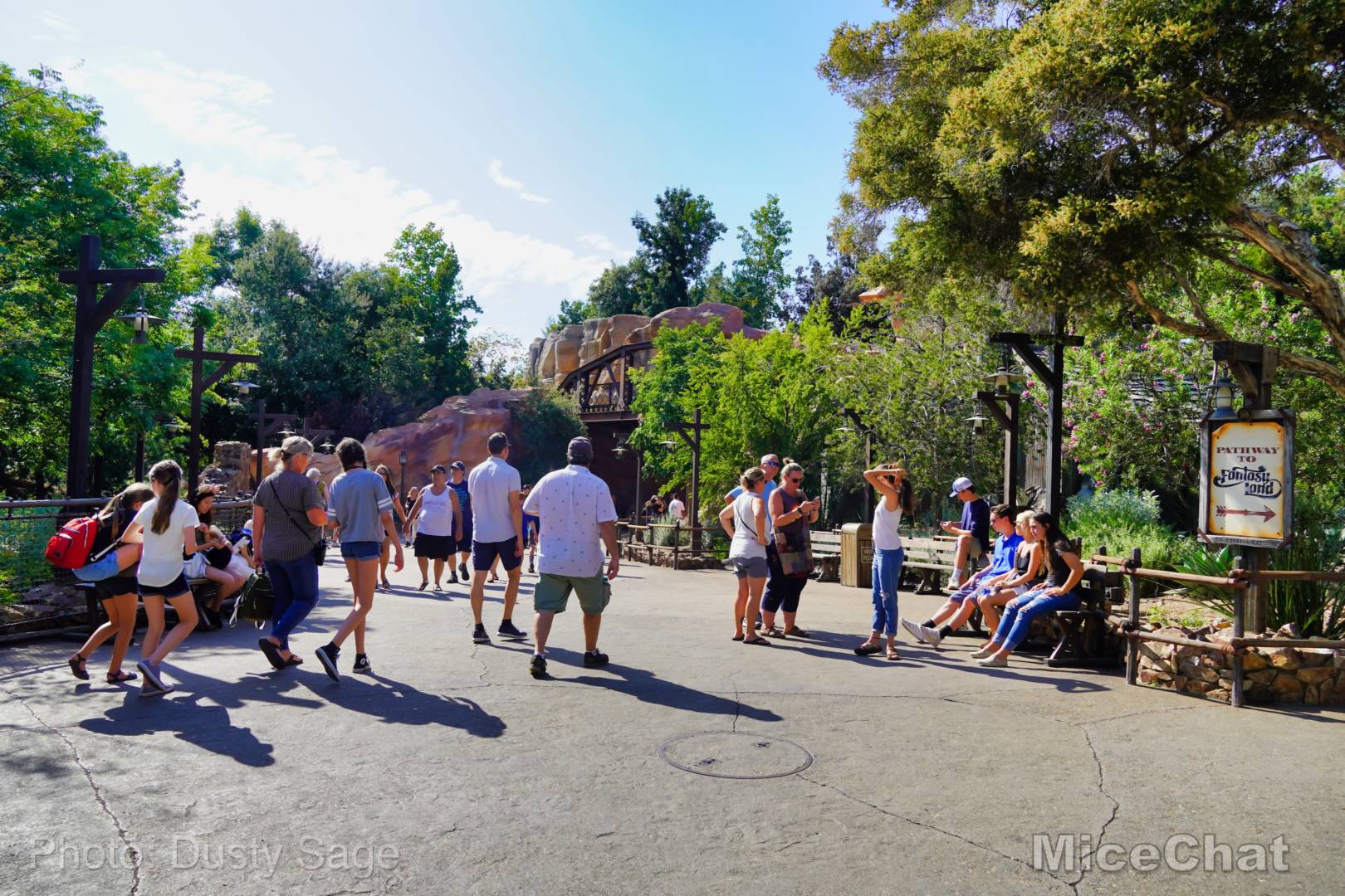 , Disneyland Update &#8211; Matterhorn Mischief, Train Trouble, and Haunted Happenings