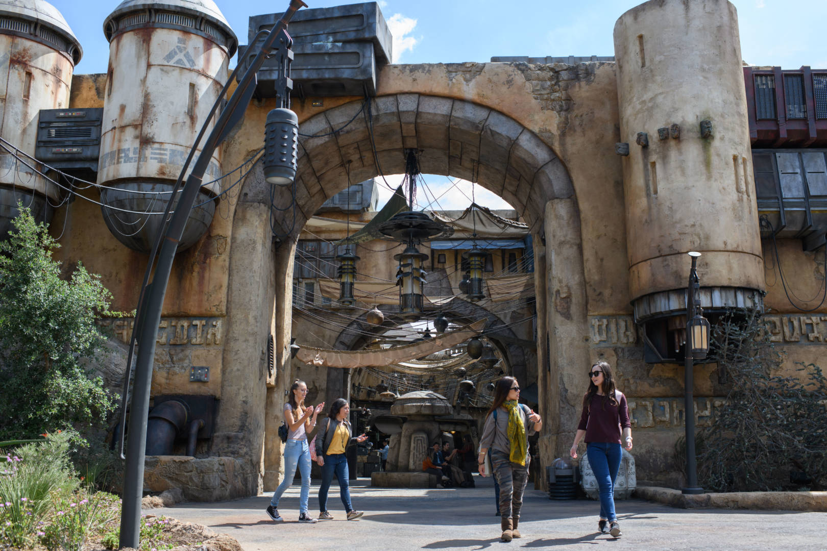 The set designer even bragged about how much of the set design objects were from the Middle East