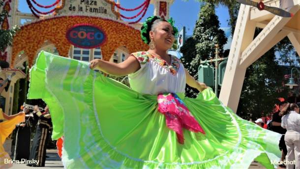 , Disneyland Update – Halloween Screams Into Disneyland