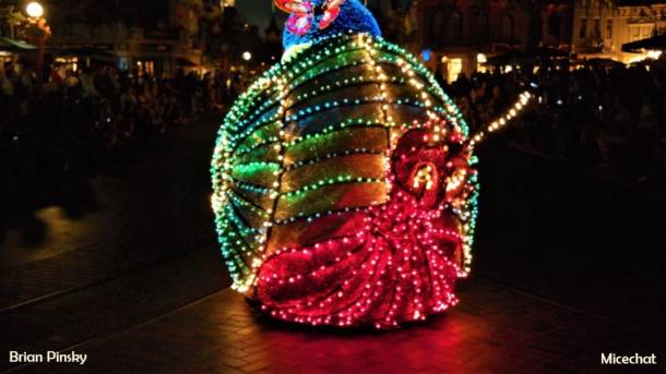 , Disneyland Update – The Bridge to Halloween Town