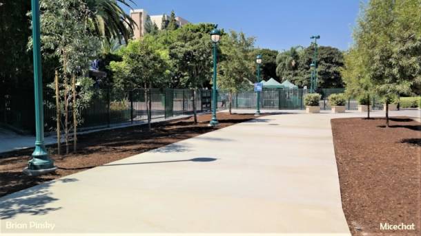 , Disneyland Update – The Bridge to Halloween Town