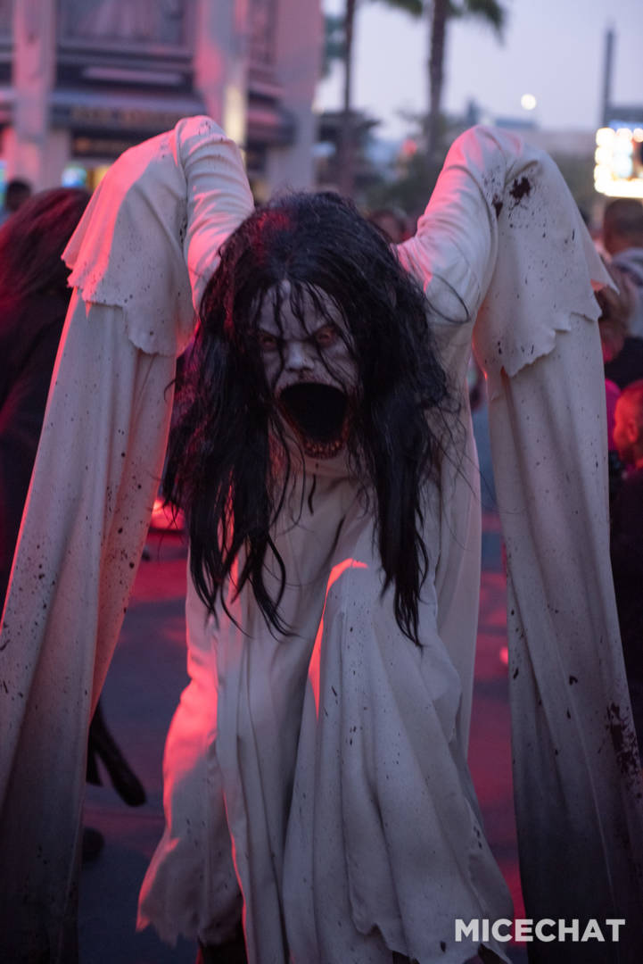 , Halloween Horror Nights Adds Humor at Universal Studios Hollywood