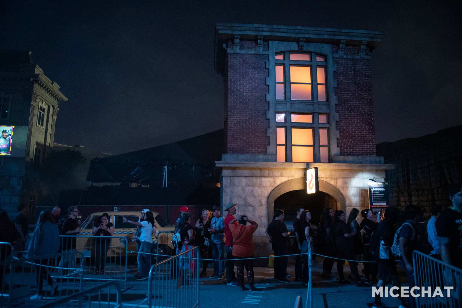 , Halloween Horror Nights Adds Humor at Universal Studios Hollywood