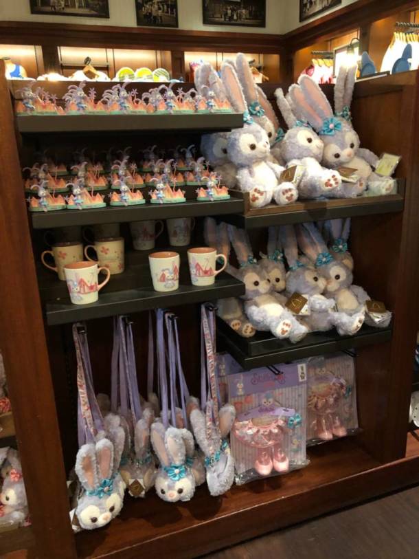 , Disney’s Aulani Update – Pool Under the Knife, Food, Merch & More