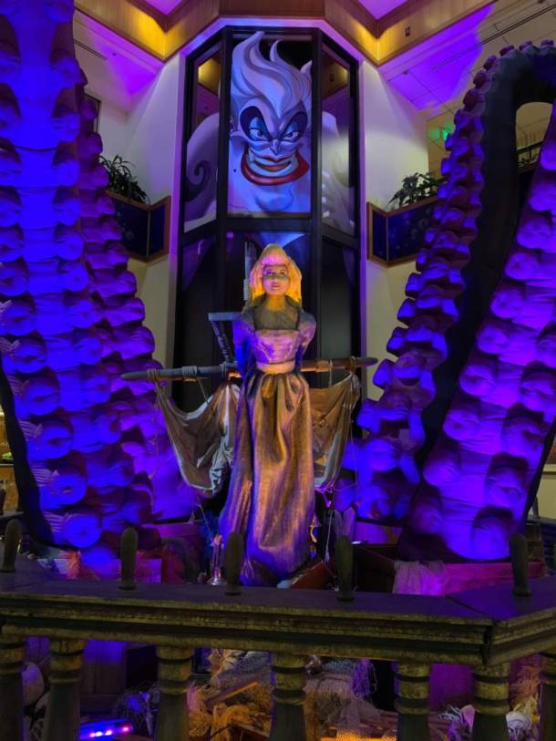 , Disneyland Update – The Bridge to Halloween Town