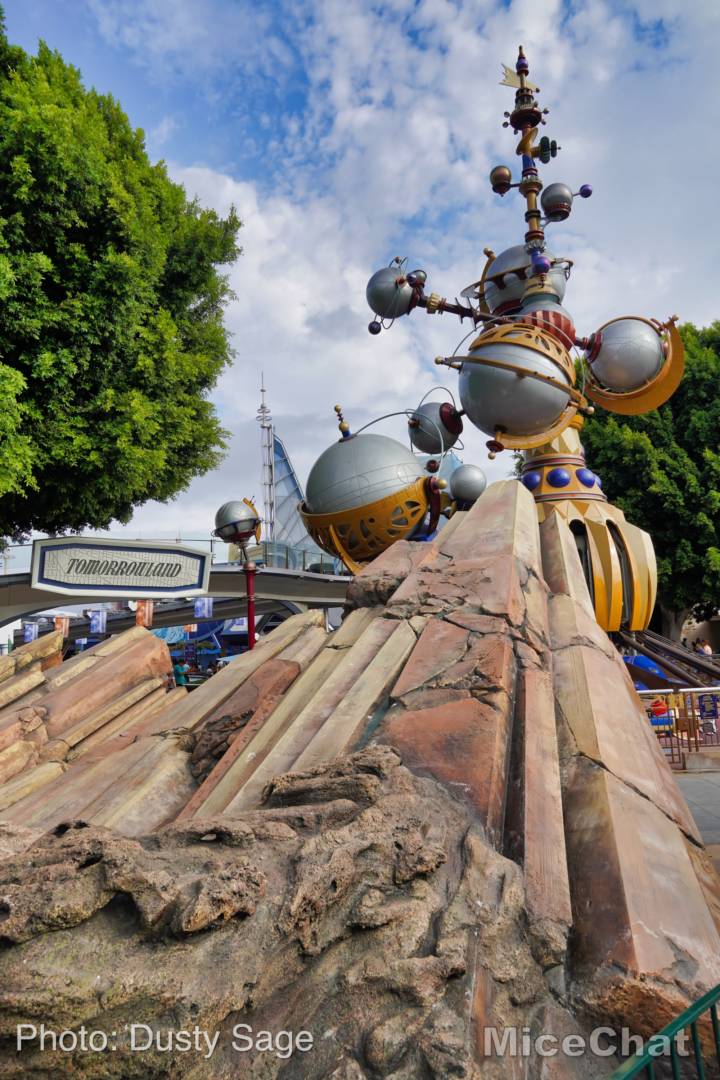 , Disneyland Update – Fantastic, Drastic & Unplugging a Classic