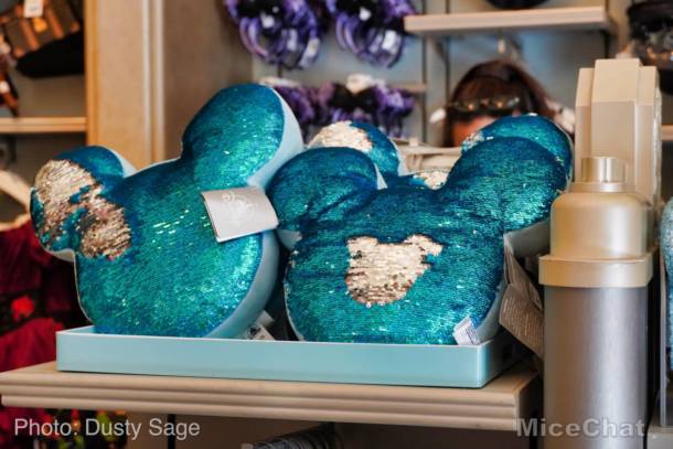 , Disneyland Update – Rocks Roll & Halloween Gold