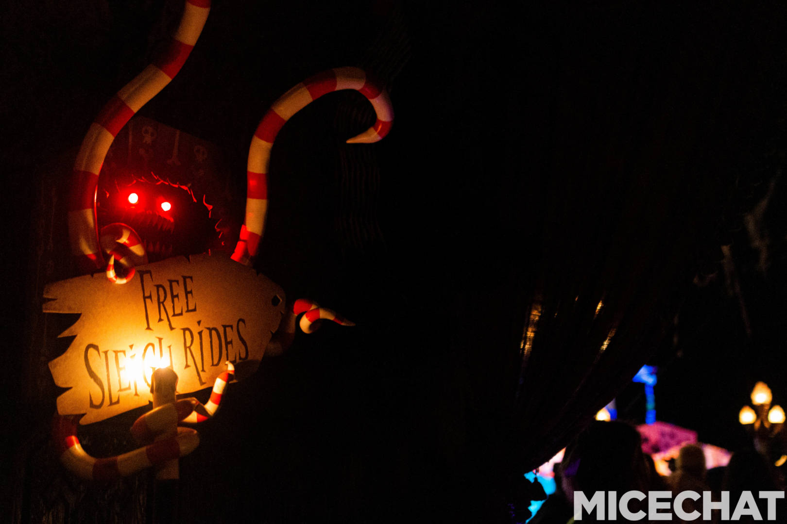 , Disneyland Update – Halloween Screams Into Disneyland