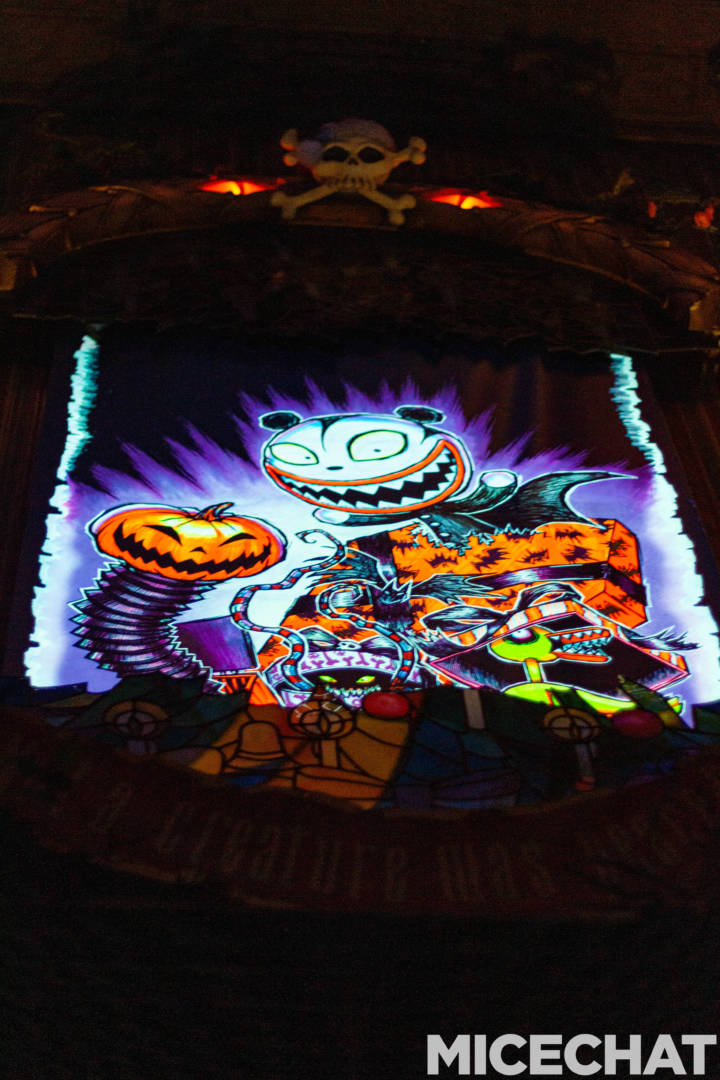 , Disneyland Update &#8211; Halloween Screams Into Disneyland