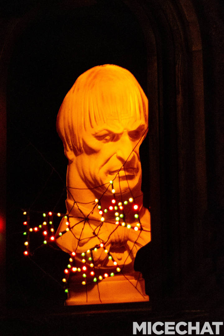 , Disneyland Update – Halloween Screams Into Disneyland