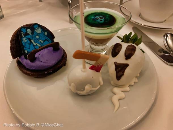 Haunted Mansion, Disneyland Hotel’s Haunted Mansion Tea Party!