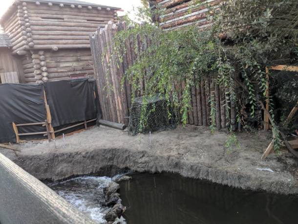 , Disneyland Update – The Bridge to Halloween Town