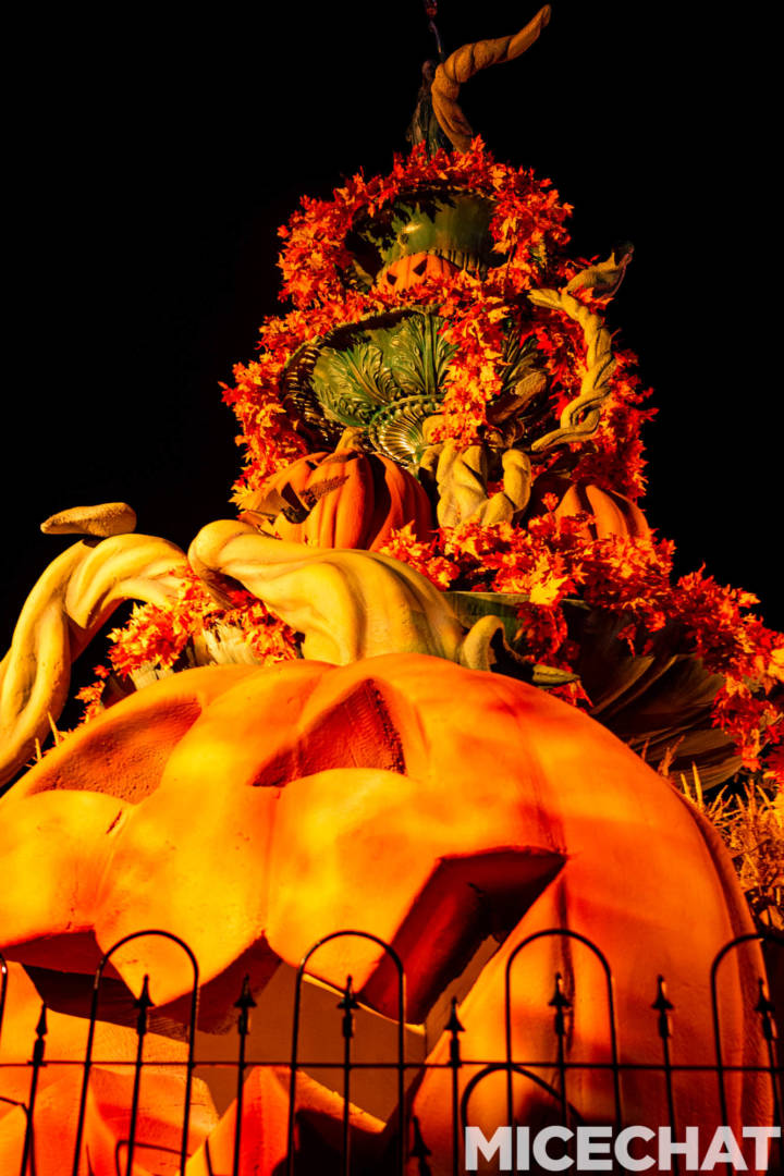 , The Fog Awaits: Your Guide to Knott’s Scary Farm Halloween Haunt 2022!