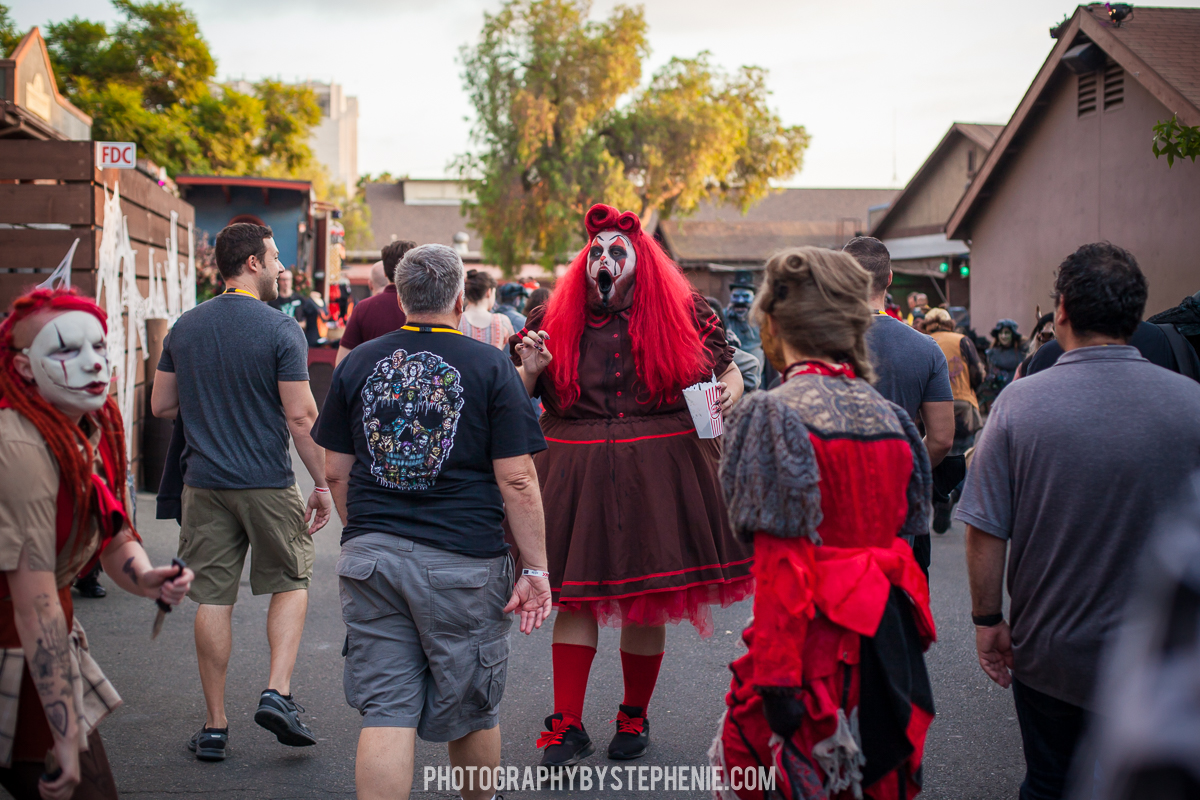 , Brave the Fog at Knott&#8217;s Scary Farm 2019