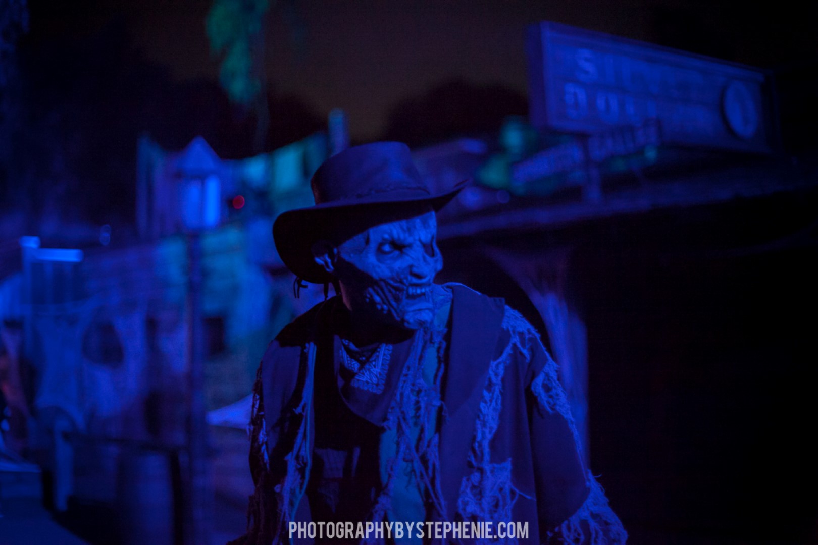 , Brave the Fog at Knott&#8217;s Scary Farm 2019