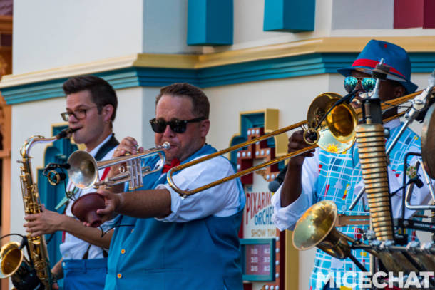 , Disneyland Update – The Bridge to Halloween Town