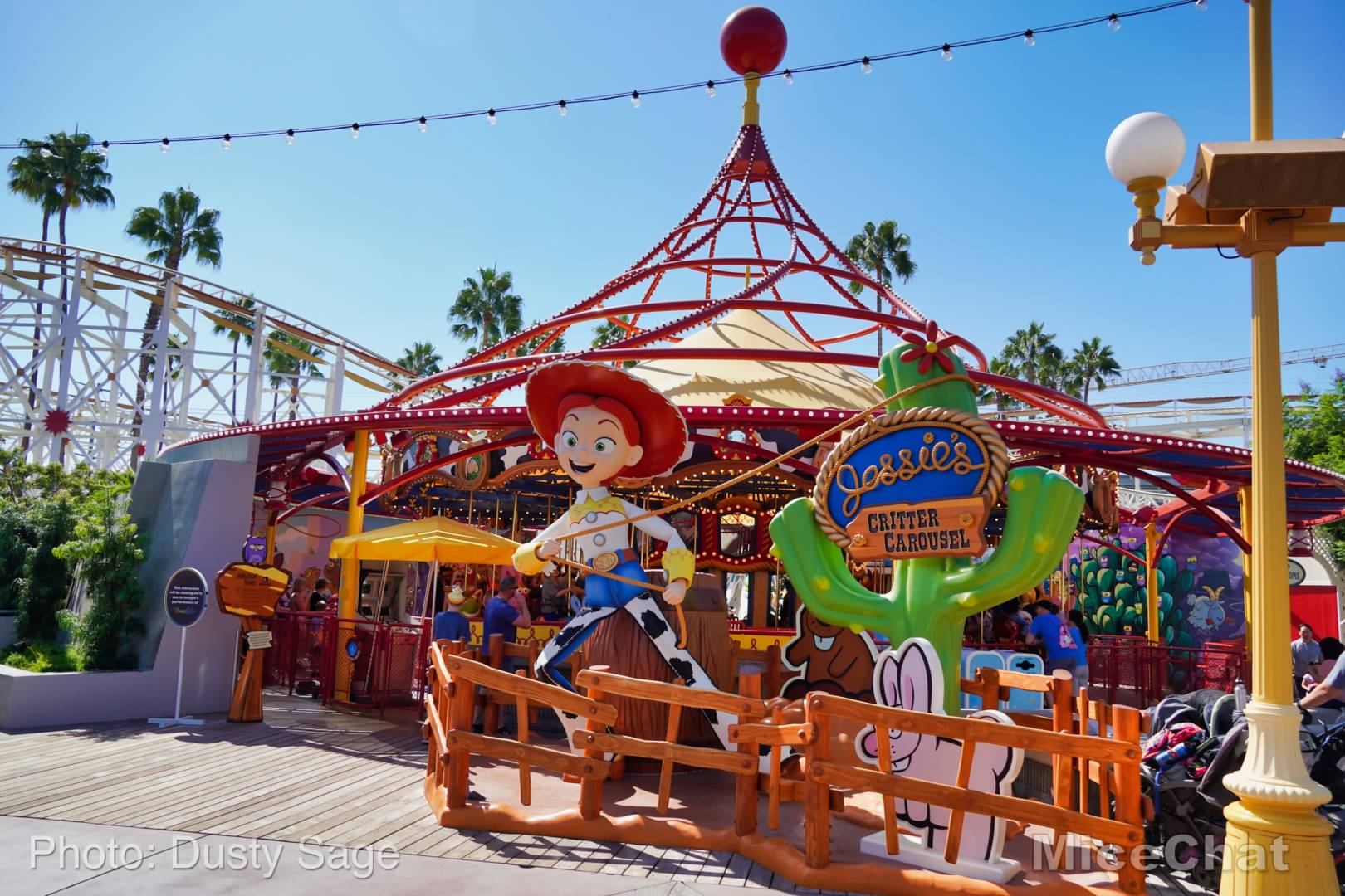 , Disneyland Update – Halloween Screams Into Disneyland