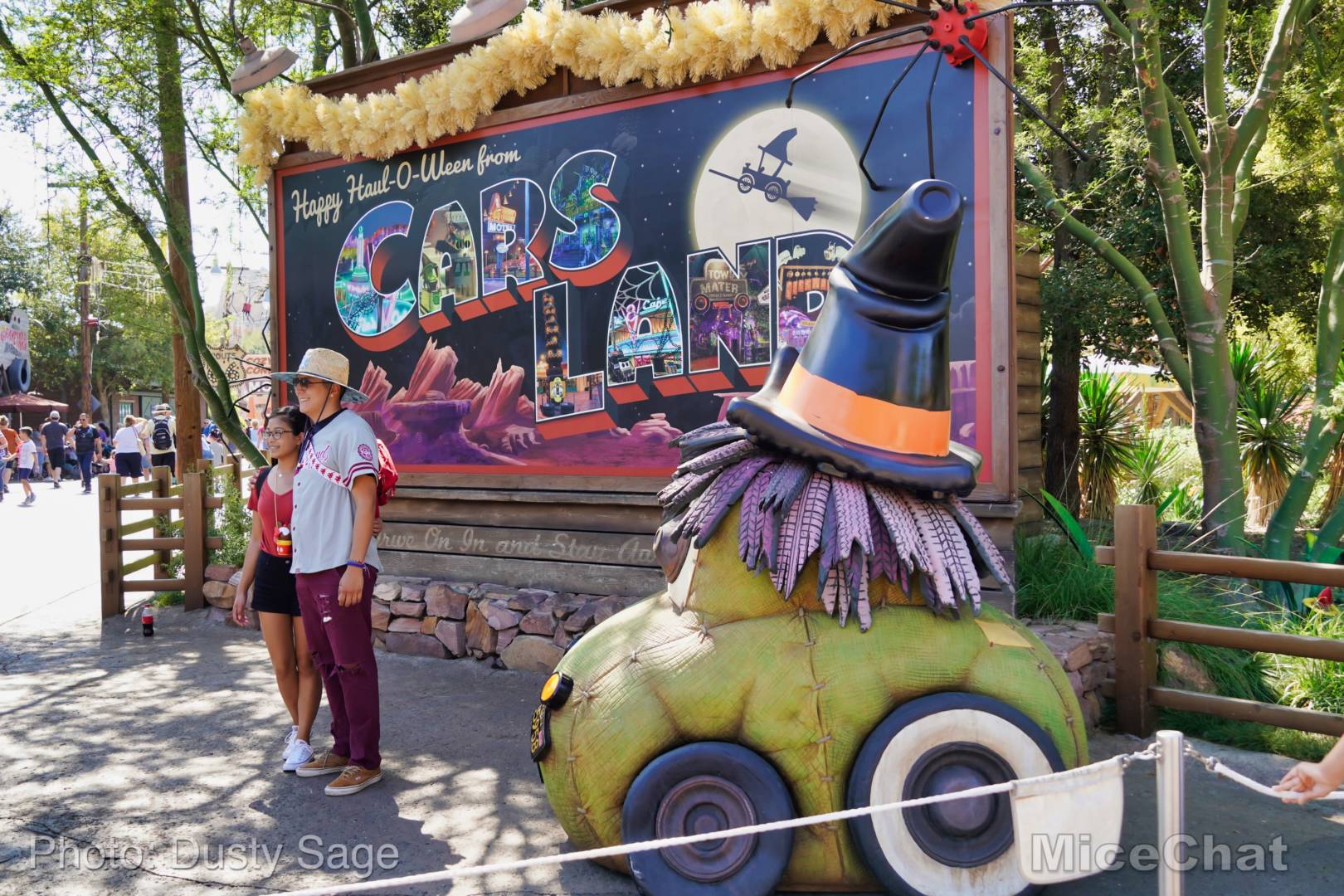 Disneyland Halloween, Disneyland Halloween Time Guide 2023 &#8211; New Boo For You!