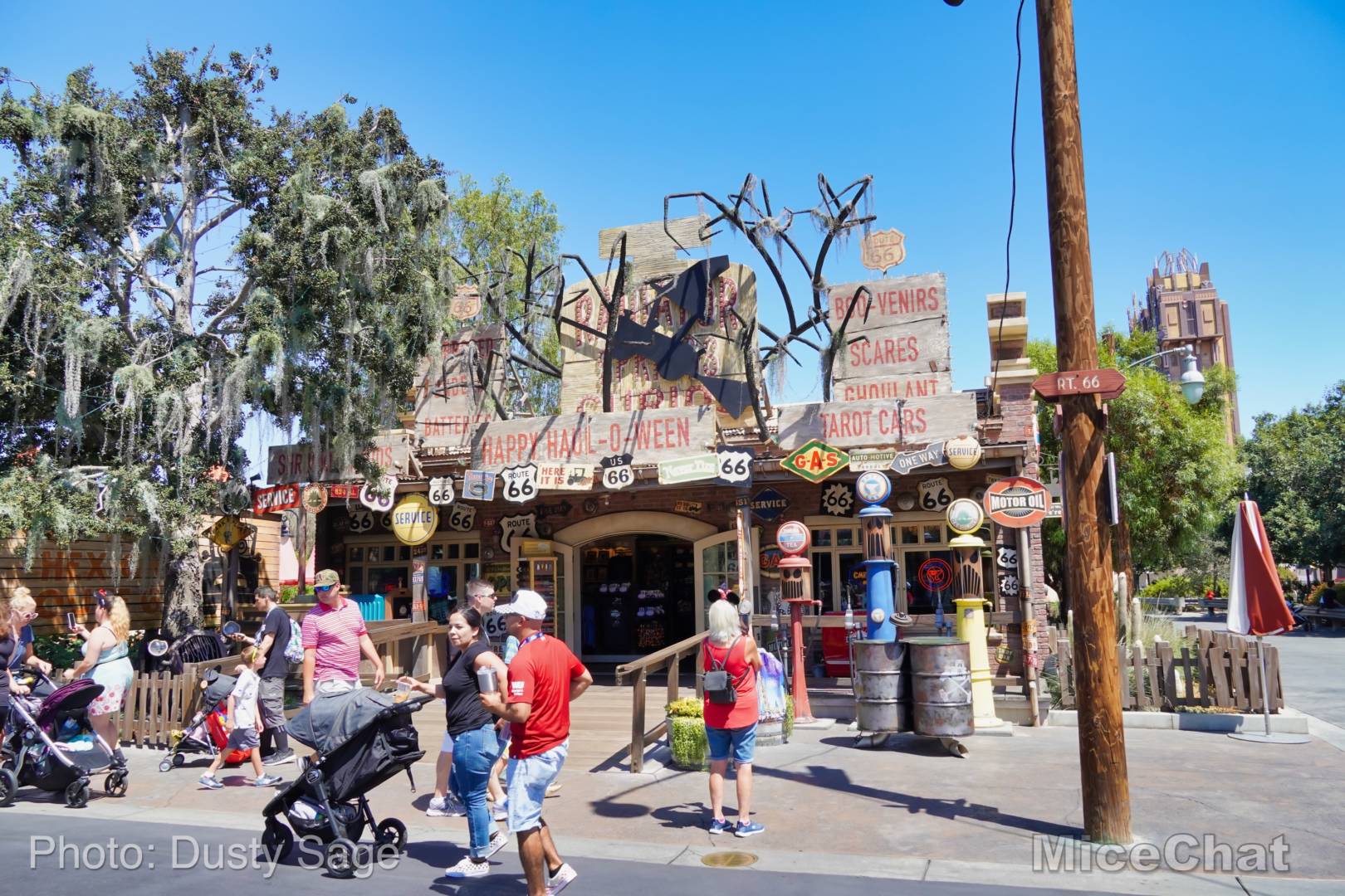 , Disneyland Update &#8211; Halloween Screams Into Disneyland