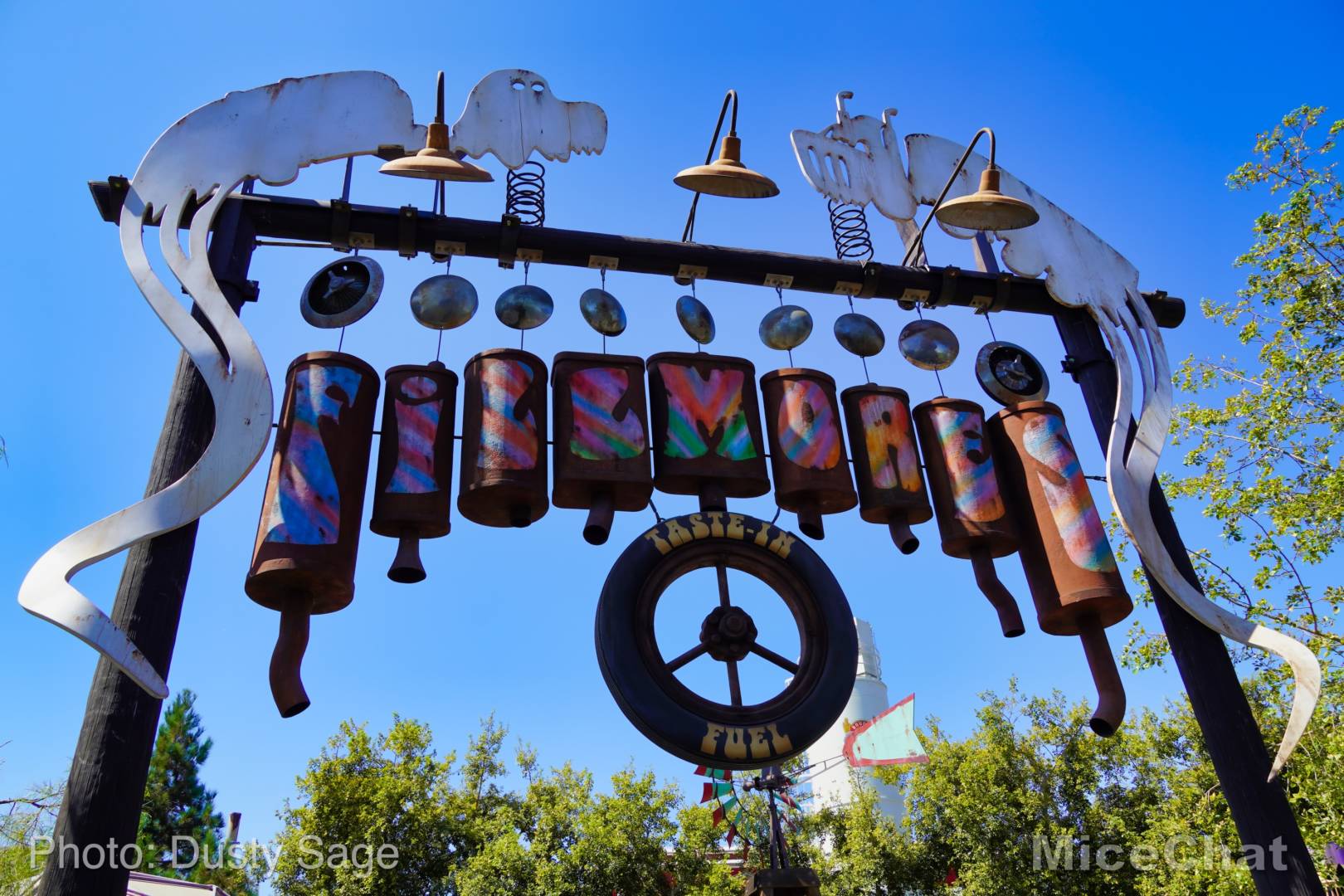 , Disneyland Update &#8211; Halloween Screams Into Disneyland