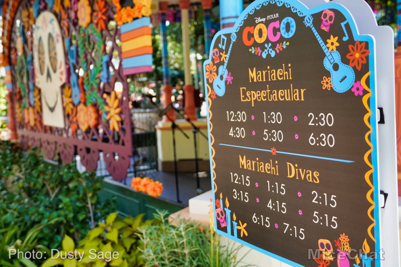 , Disneyland Update – Halloween Screams Into Disneyland