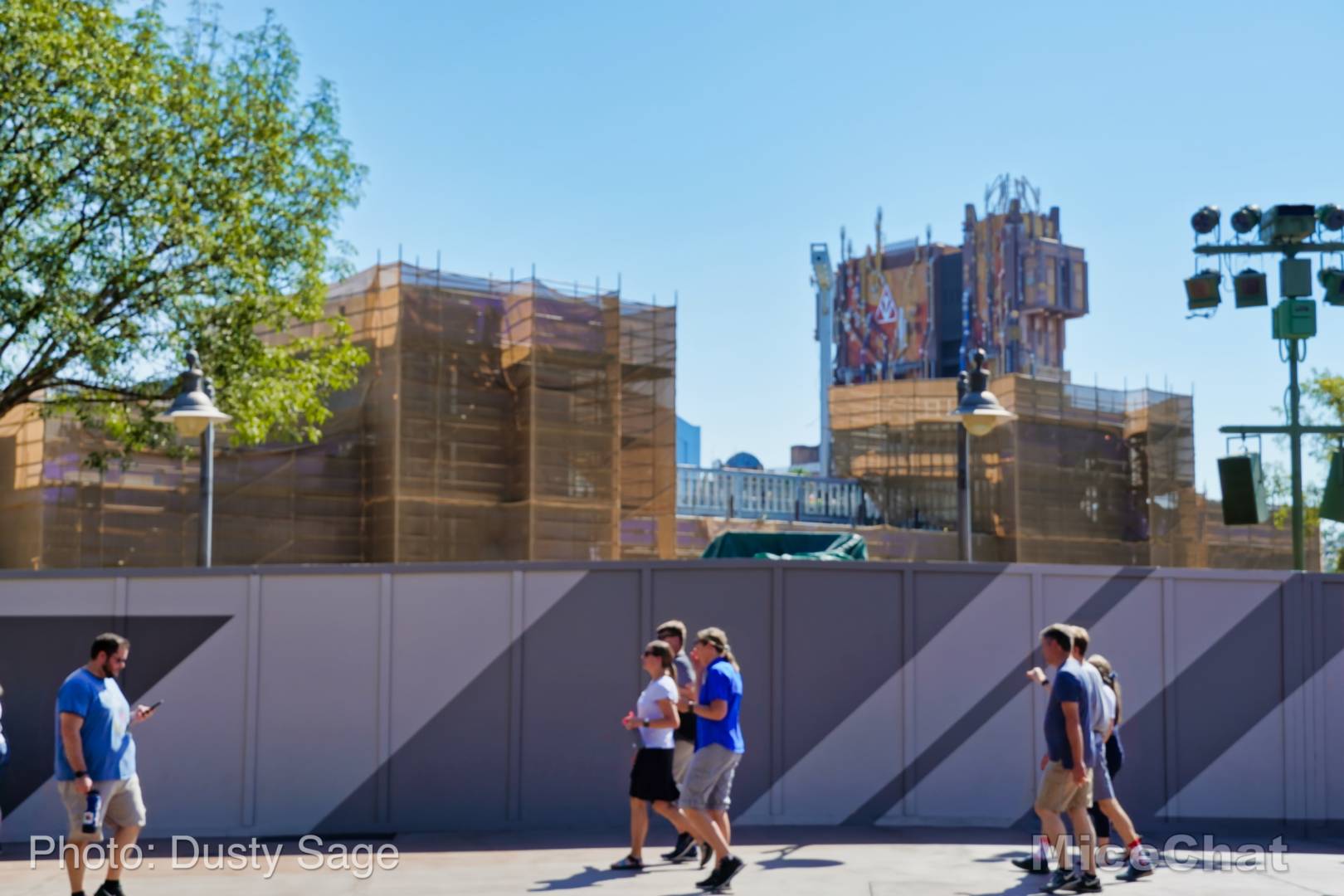 , Disneyland Update – The Bridge to Halloween Town
