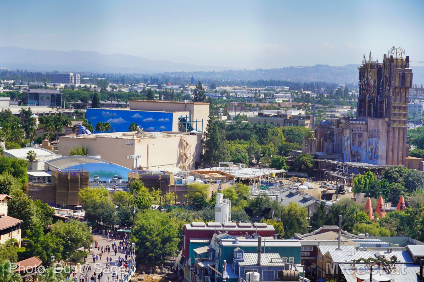 , Disneyland Update – Halloween Screams Into Disneyland