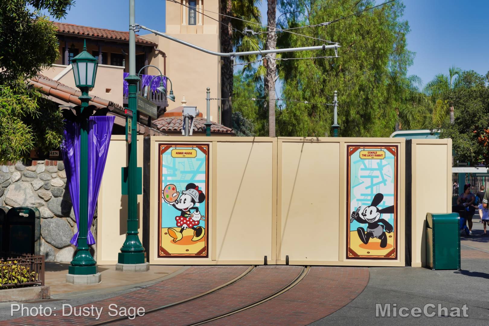 , Disneyland Update – Halloween Screams Into Disneyland