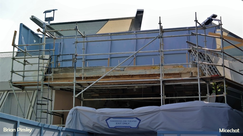 , Disneyland Update – Charging More & Turning On The Holidays