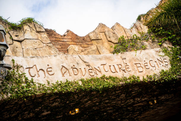 , Dateline Universal Orlando: A Tale of Bees and Dinosaurs