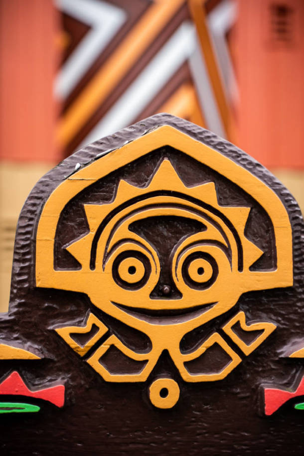 , Hatbox Ghost Materializes at Trader Sam’s Grog Grotto in Walt Disney World