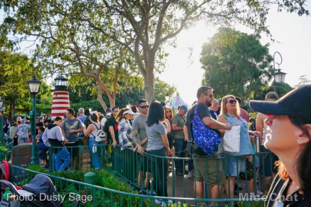 , Disneyland Update &#8211; Packed! Huge Crowds Return to Disneyland