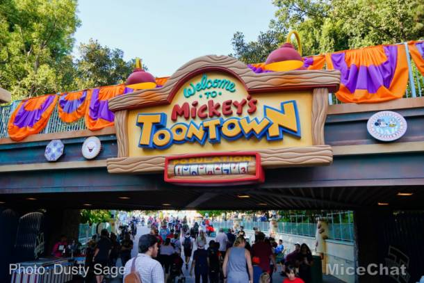 , Disneyland Update – Packed! Huge Crowds Return to Disneyland