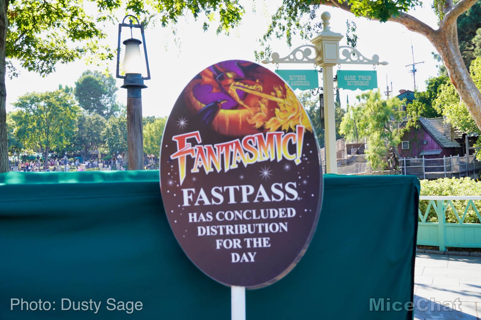 , Disneyland Update: Construction-O-Ween in the Parks