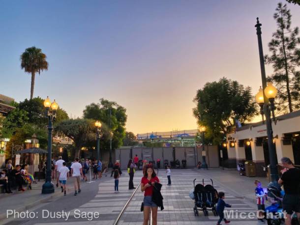 , Disneyland Update &#8211; Packed! Huge Crowds Return to Disneyland