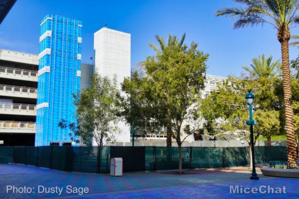 , Disneyland Update – Packed! Huge Crowds Return to Disneyland