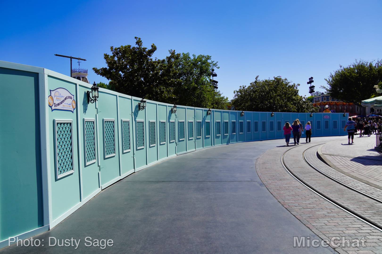 , Disneyland Update: Construction-O-Ween in the Parks