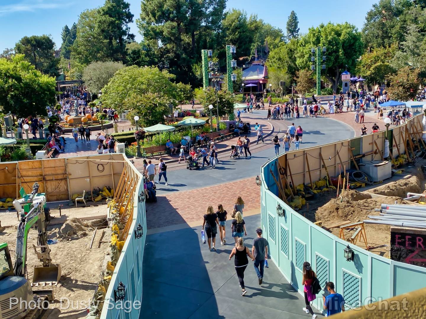 , Disneyland Update: Construction-O-Ween in the Parks