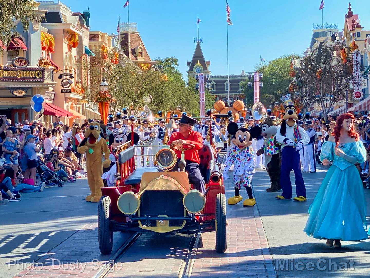 , Disneyland Update: Construction-O-Ween in the Parks