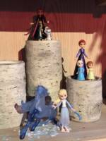Frozen-Fan-Fest-small-dolls