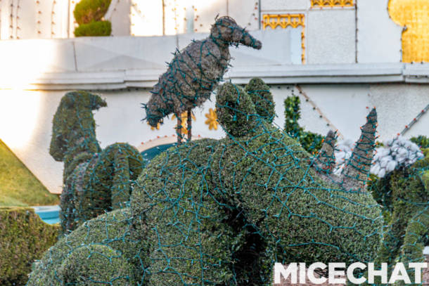 , Disneyland Update – Charging More & Turning On The Holidays