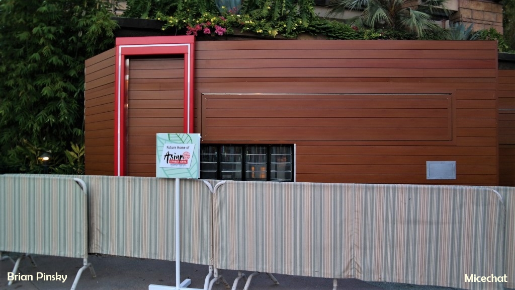 , Disneyland Update:  Holiday Presto Chango – Everything New is Old Again