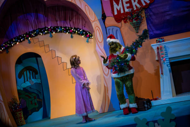 , Universal Orlando Rings in the Holidays with Macy&#8217;s Parade, Grinchmas, and Potter