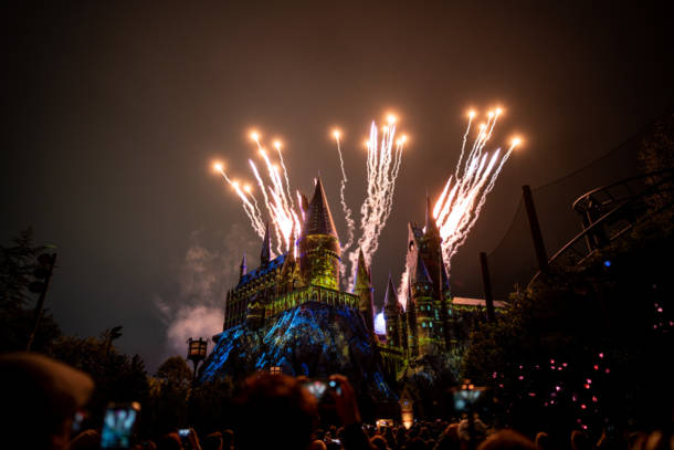 , Universal Orlando Rings in the Holidays with Macy&#8217;s Parade, Grinchmas, and Potter