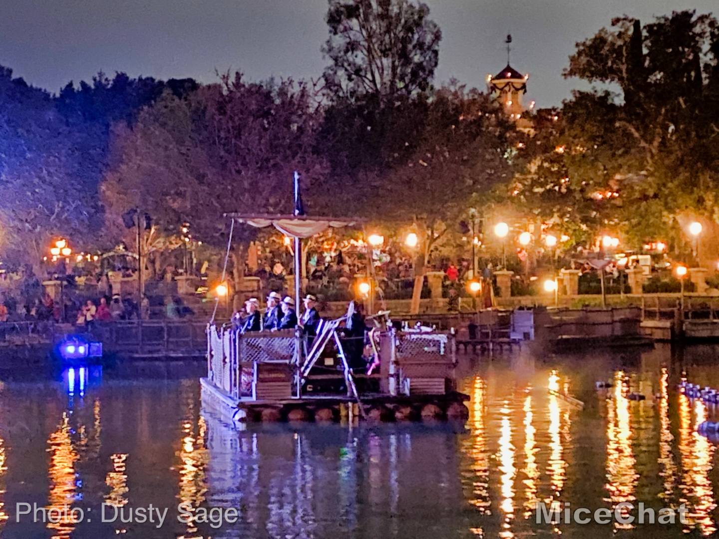 , Disneyland Update:  Holiday Presto Chango &#8211; Everything New is Old Again