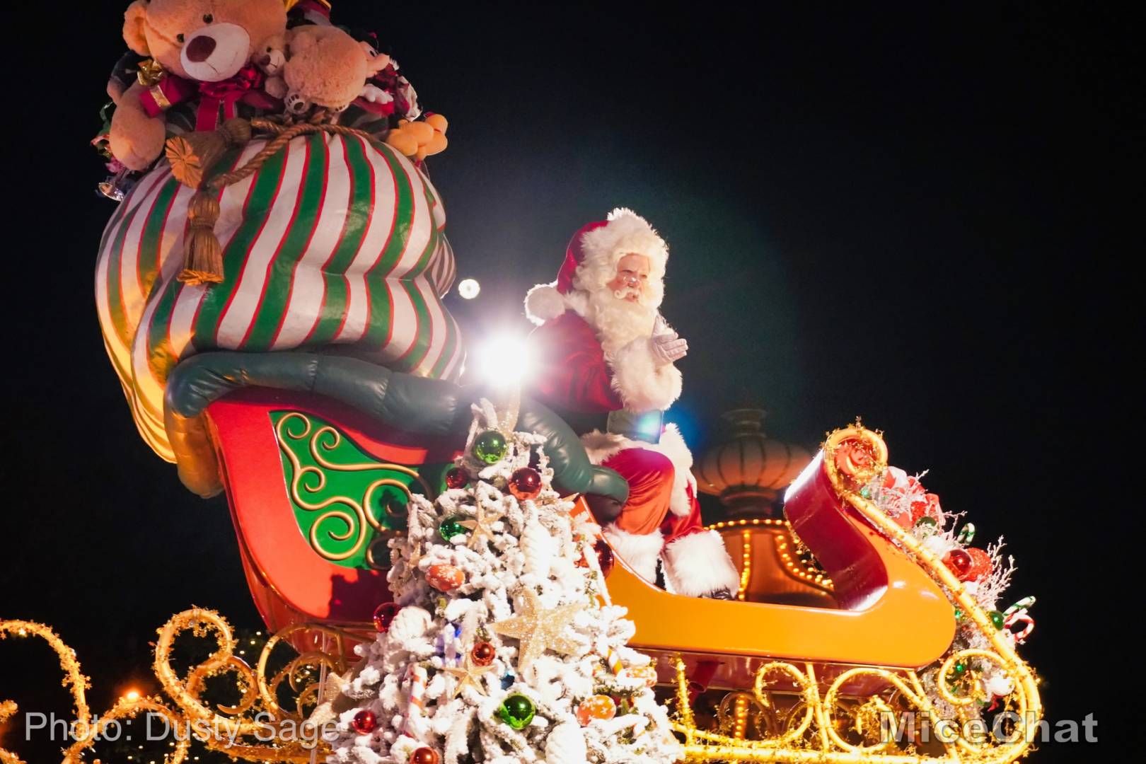 , Disneyland Update: Holiday Humbugs &#038; Hopeful Happenings