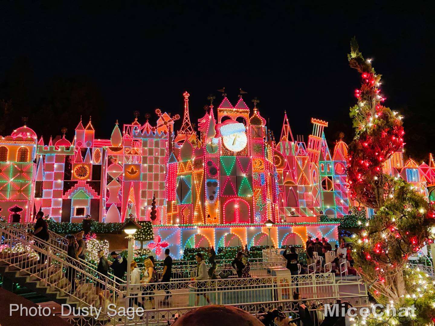 , Disneyland Update: Holiday Humbugs & Hopeful Happenings