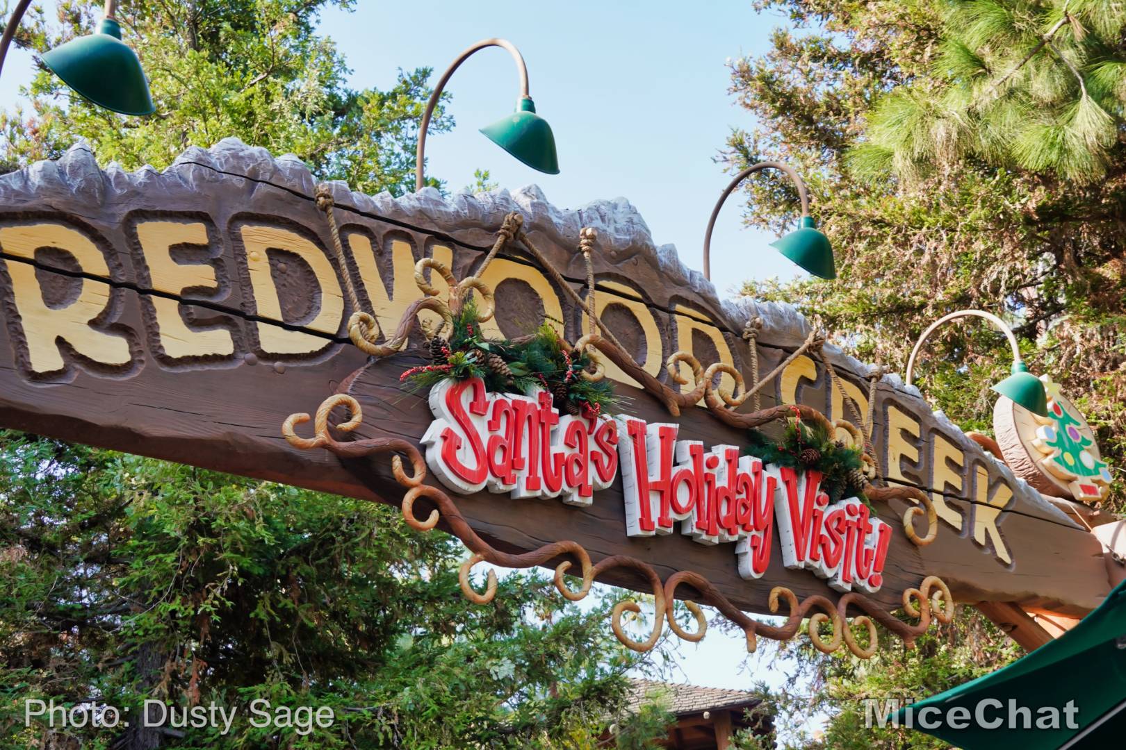 , Christmas for Kids at the Disneyland Resort