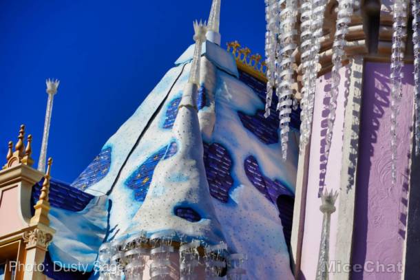 , Disneyland Update &#8211; Unpacking the Holidays for 2019